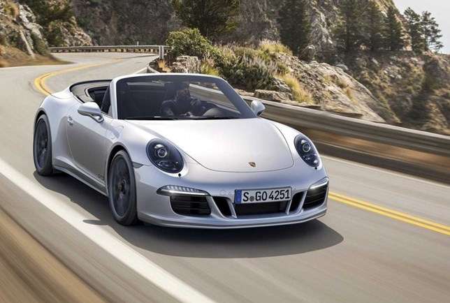 Porsche 911 Carrera 4 GTS Cabriolet