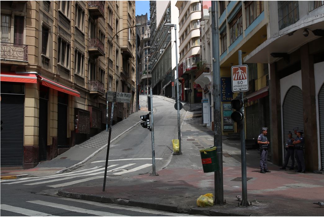 Rua 25 de março durante a quarentena (Foto: Rovena Rosa/Agência Brasil)
