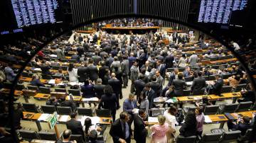 Plenário da Câmara durante sessão do Congresso