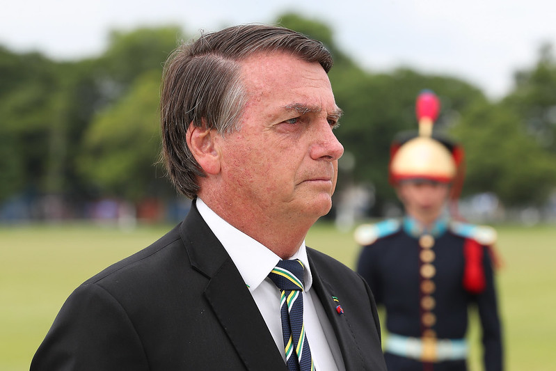 O presidente Jair Bolsonaro recebe as Honras Militares (Foto: Marcos Corrêa/PR)