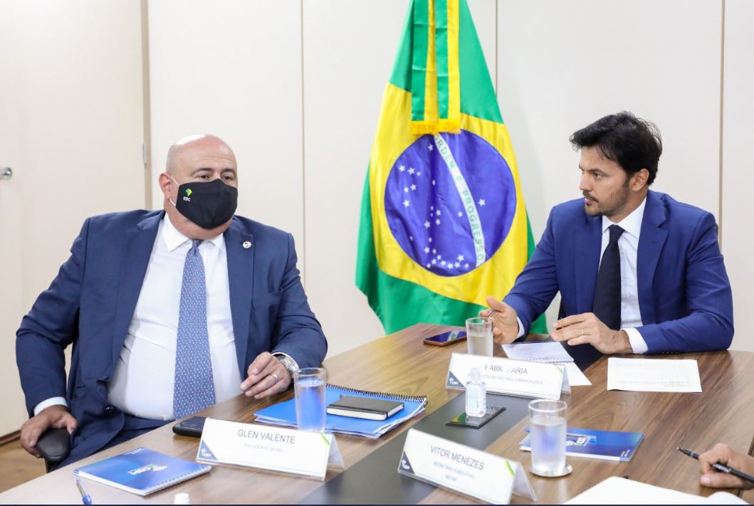 Glen Valente, presidente da EBC, e Fabio Faria, ministro das Comunicações