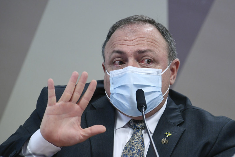 O ex-ministro da Saúde Eduardo Pazuello em depoimento na CPI da Pandemia (Foto: Edilson Rodrigues/Agência Senado)