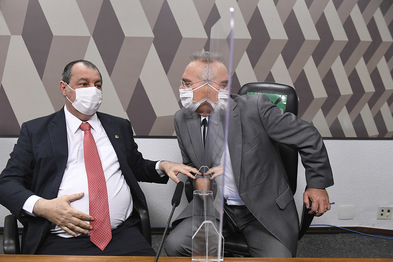 Omar Aziz e Renan Calheiros (Foto: Jefferson Rudy/Agência Senado)

