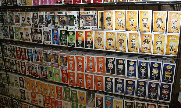 Estante com caixas de bonecos Funko Pop (Gabe Ginsberg/Getty Images)