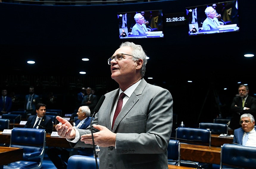 O senador Renan Calheiros (MDB-AL), autor do pedido para a criação da Comissão Parlamentar de Inquérito (CPI) para investigar a responsabilidade da Braskem (BRKM5) no afundamento do solo em Maceió, no estado de Alagoas (Foto: Agência Senado)