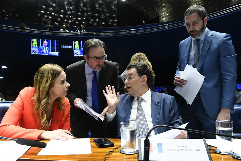 O plenário do Senado Federal discute a PEC da reforma tributária (Foto: Marcos Oliveira/Agência Senado)